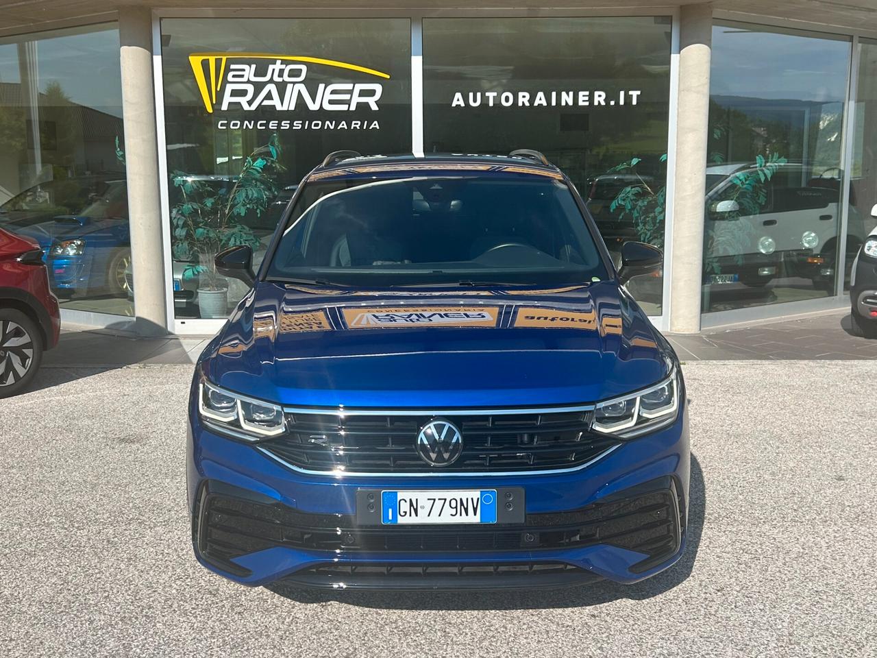 Volkswagen Tiguan R-LINE 2.0 TDI 150cv DSG 4MOTION