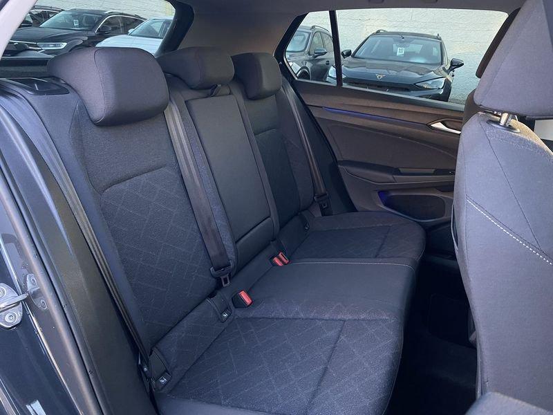 Volkswagen Golf 8 Life 2.0 TDI 150 CV DSG