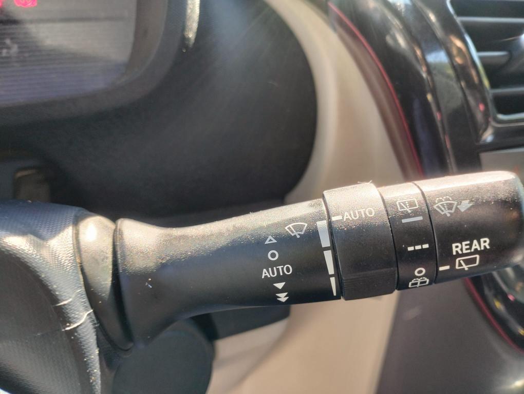 Toyota iQ 1.3 executive cvt E5