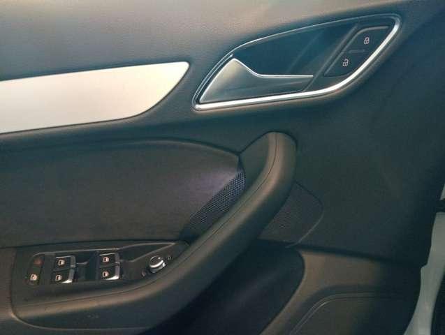 Audi Q3 2.0 TDI S LINE