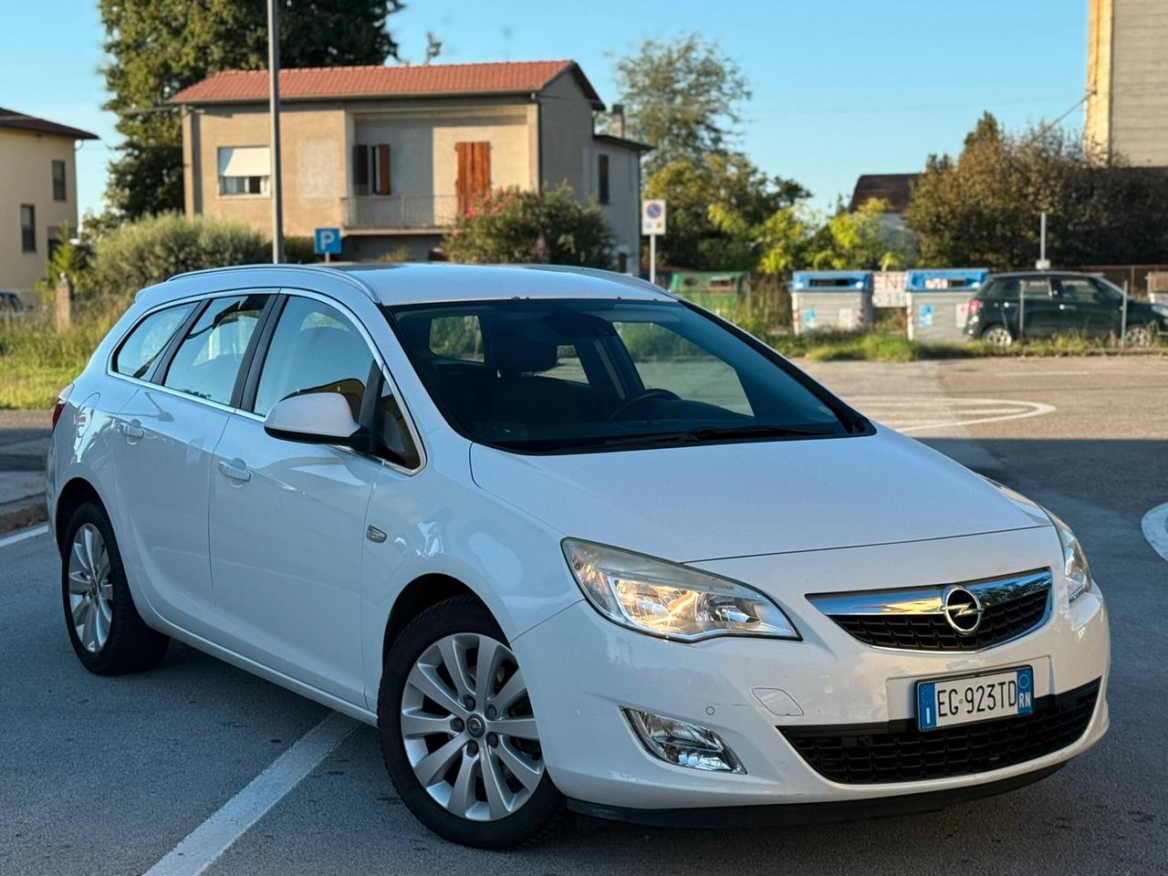 Opel Astra 1.7 CDTI 110CV Sports Tourer Cosmo