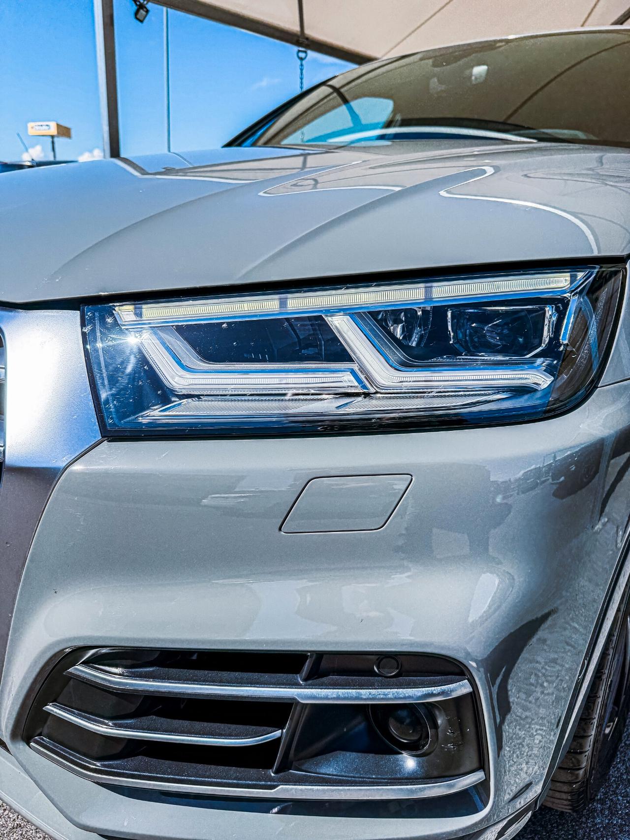 Audi Q5 40 TDI quattro S line plus
