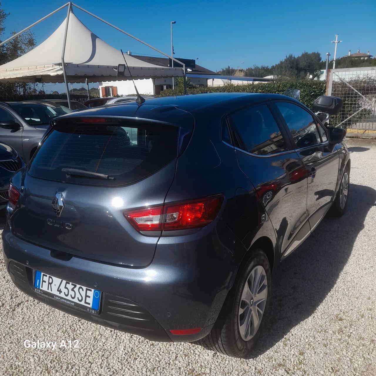RENAULT CLIO BENZINA GAS GPL DELLA CASA!