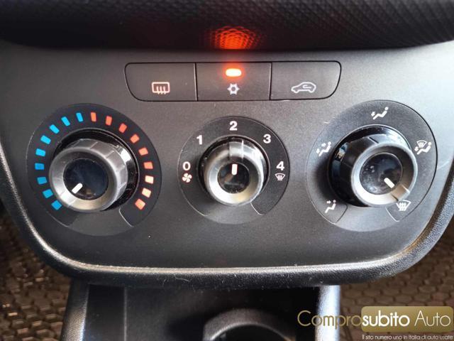 FIAT Punto 1.4 8V 5 porte Easypower Lounge