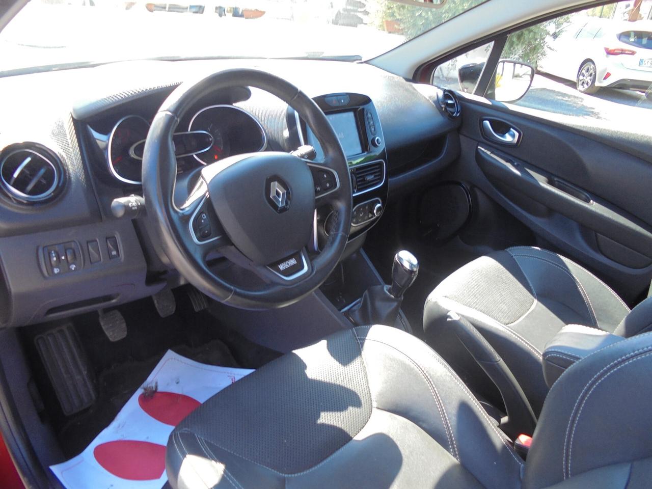 Renault Clio TCe 12V 75 CV 5 porte Moschino Life