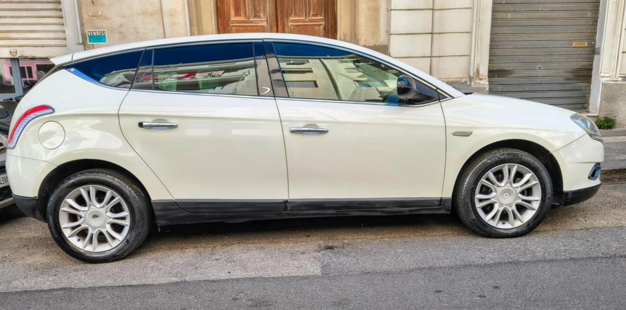 Lancia Delta 1.6 MJT DPF Selectronic Platino