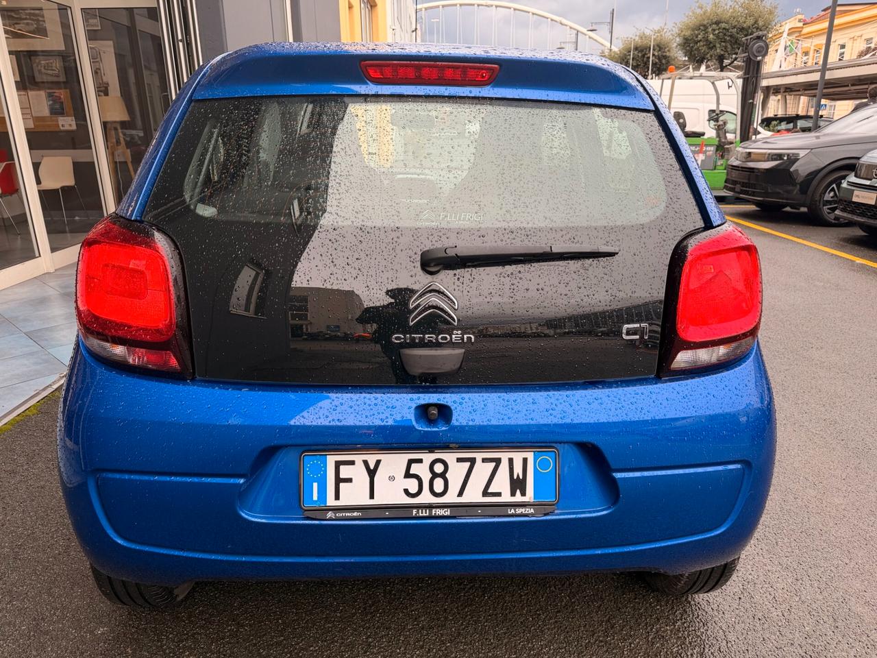 Citroen C1 1.0 VTi 72 CV 5 porte Shine