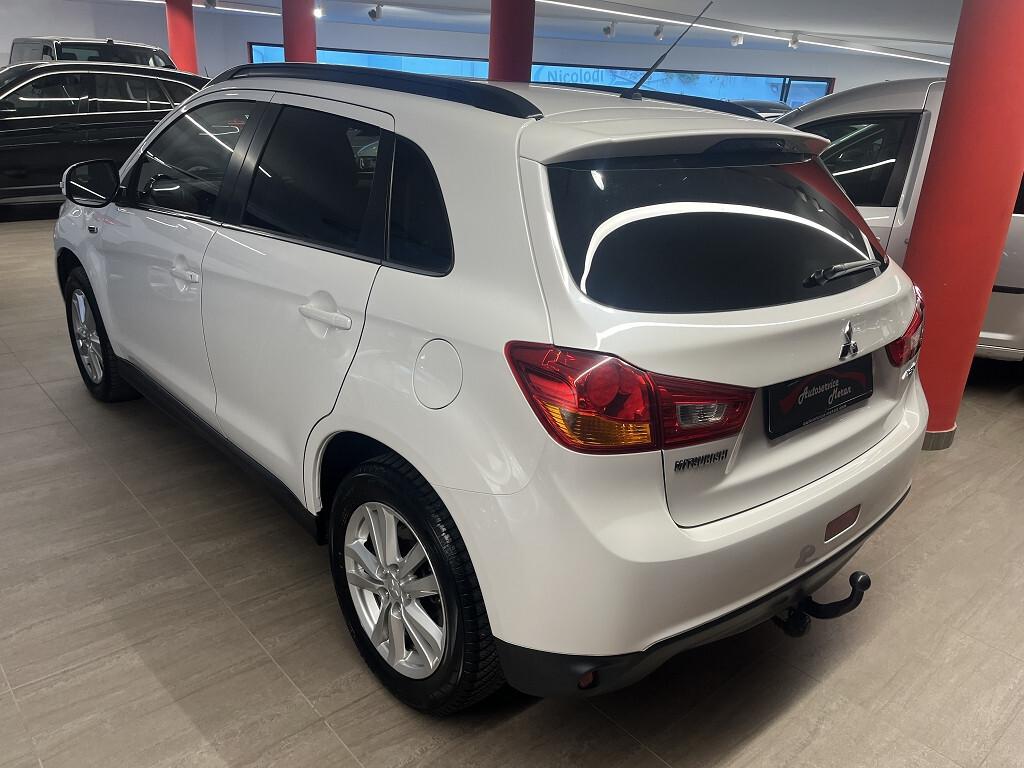 Mitsubishi ASX 2.2 DI-D 4x4 Intense gancio