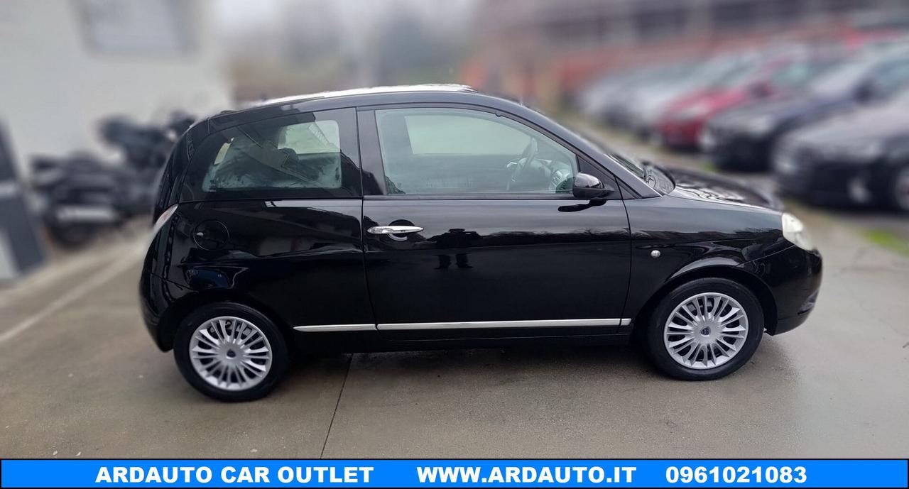 Lancia Ypsilon 1.2 Argento