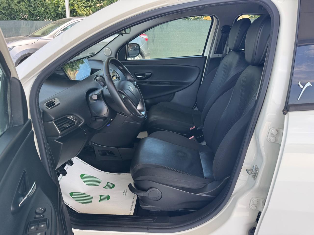 Lancia Ypsilon 1.3 MJT 16V 95 CV 5 porte S&S Platinum