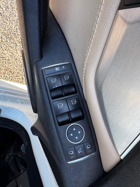 Mercedes-benz C 220 CDI BlueEFFICIENCY Avantgarde