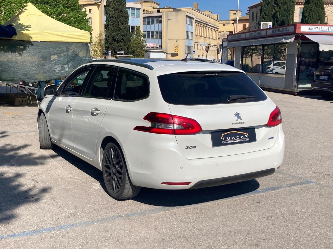 Peugeot 308 1.6 blue HDI 120 #10497