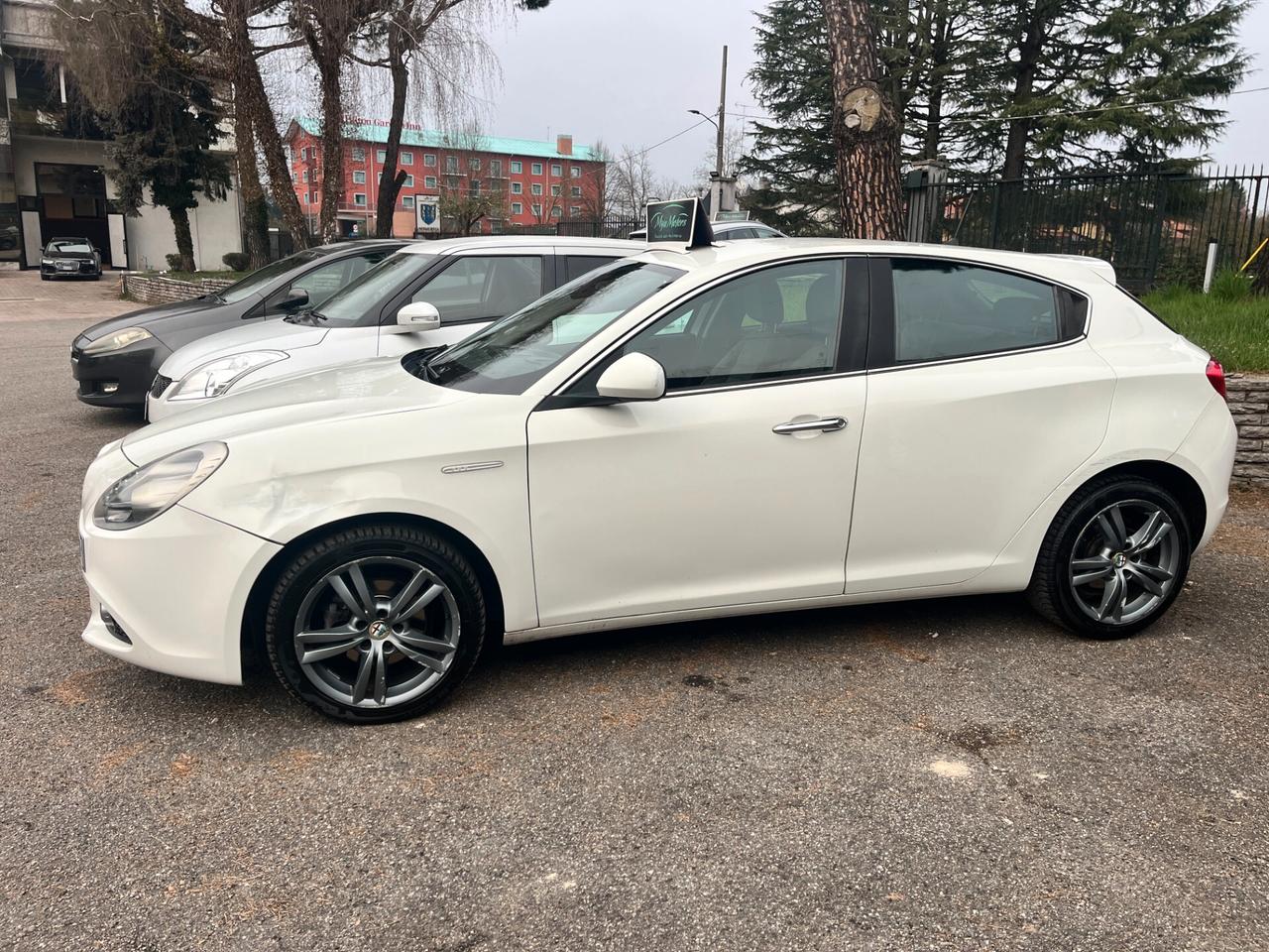 Alfa Romeo Giulietta 1.6 JTDm-2 105 CV Distinctive