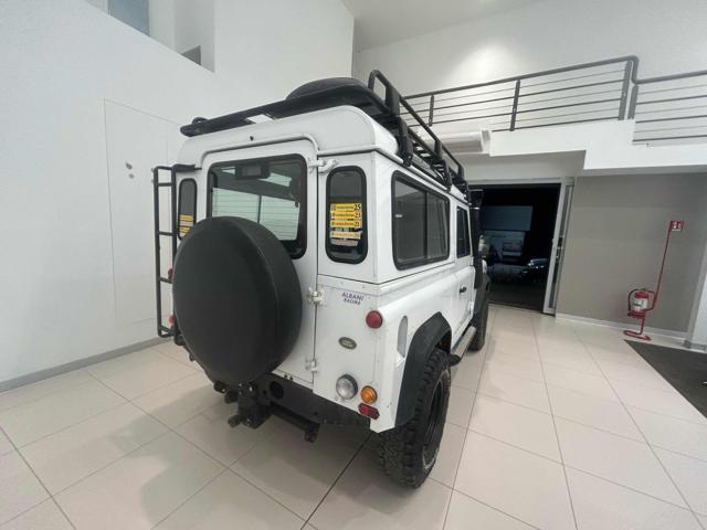 LAND ROVER Defender 90 2.5 Td5 Station Wagon S