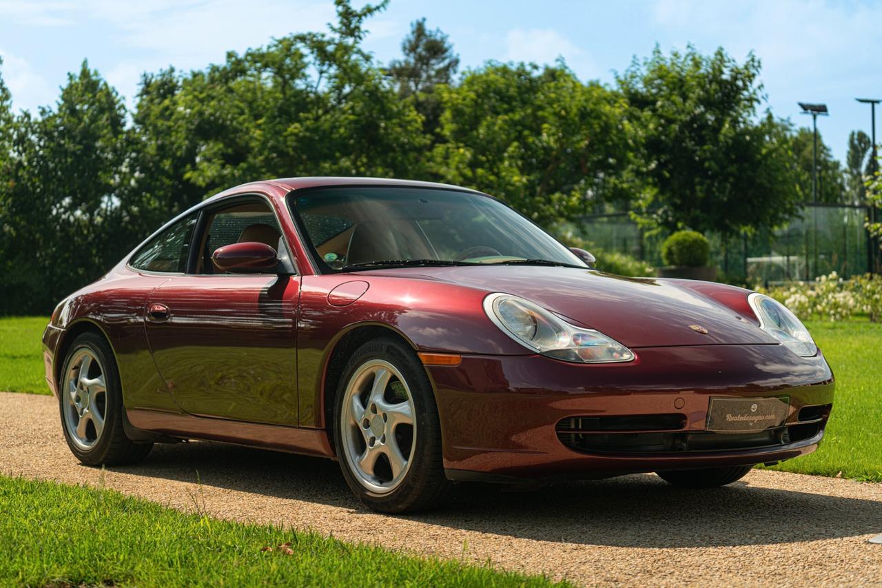 Porsche 996 (911) CARRERA - POR00269