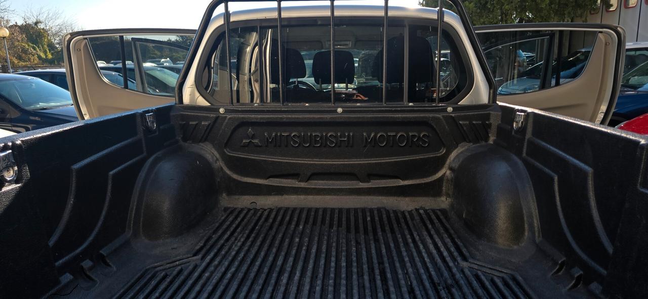 Mitsubishi L200 2.5 DI-D/136CV Double Cab Intense