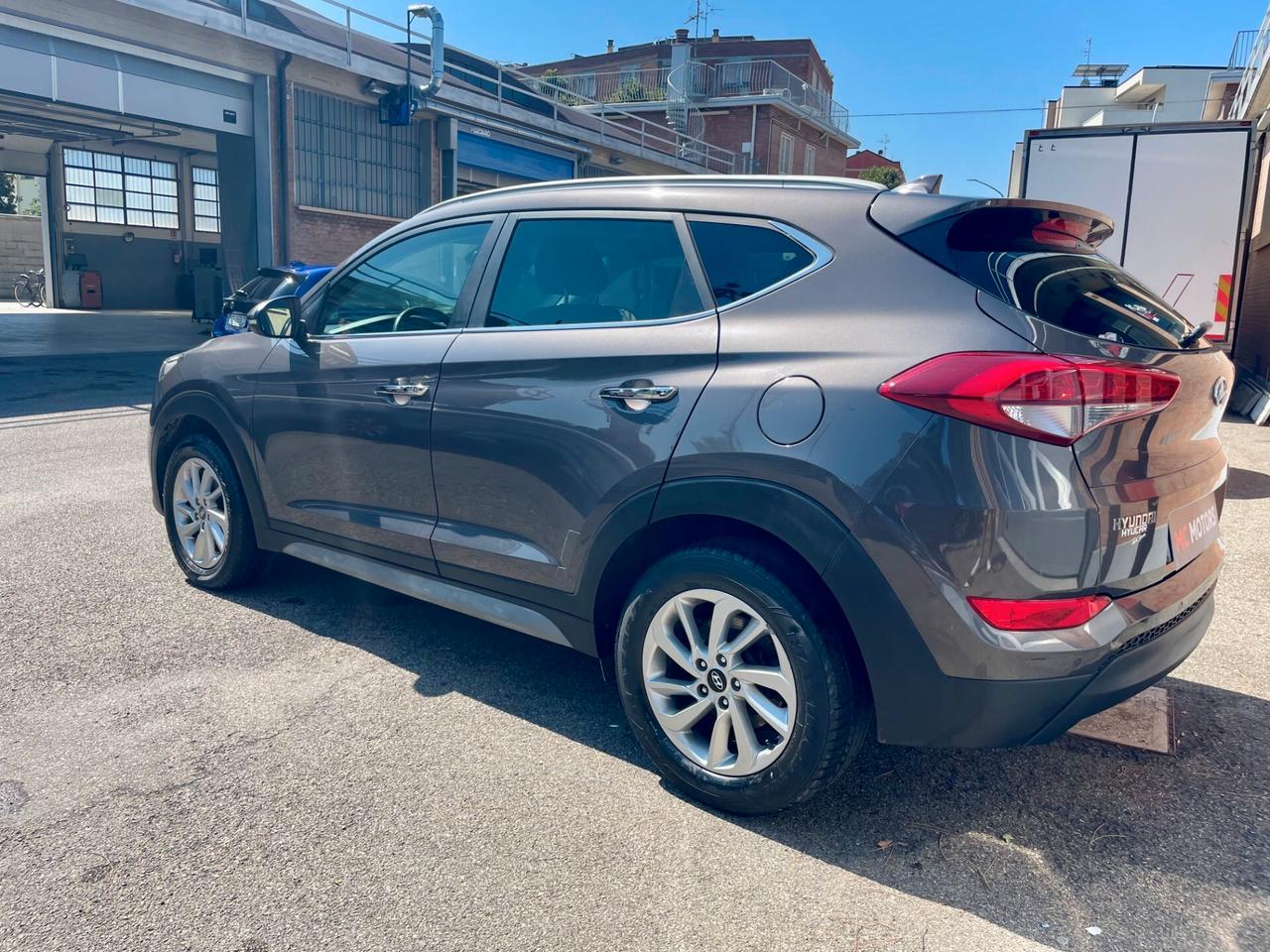 Hyundai Tucson 1.7 CRDi 115CV Top di Gamma-Tagliandi Certificati Hyundai- Unico Proprietario