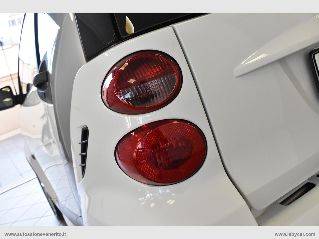 SMART fortwo 1000 52 kW MHD coupé passion