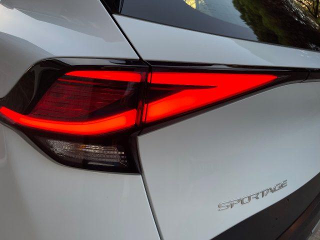 KIA Sportage 1.6 TGDI 150CV MHEV DCT UNIPROP. GARANZIA 6 ANNI