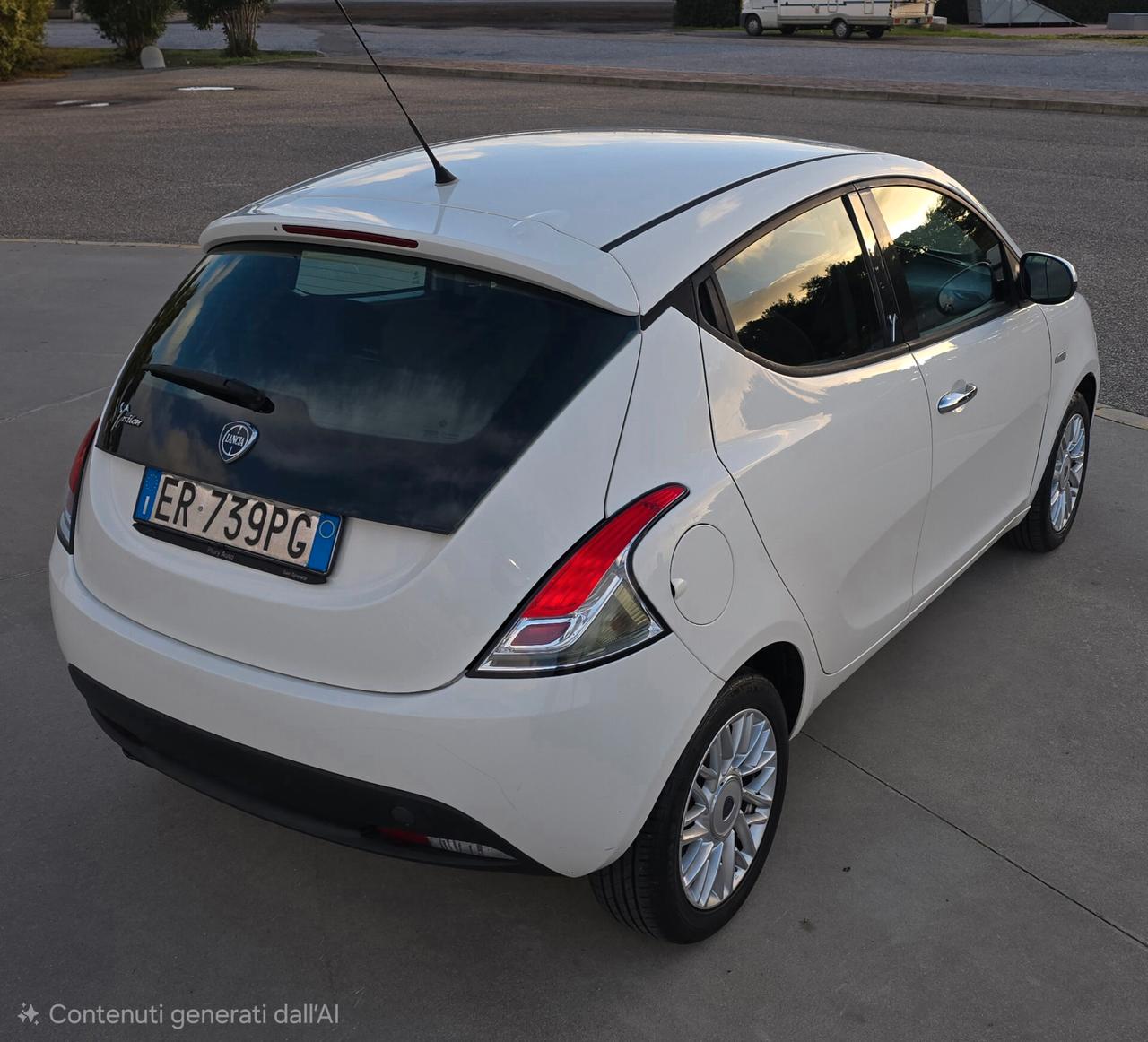 Lancia Ypsilon 1.3 MJT 16V 95 CV 5 porte S&S Platinum