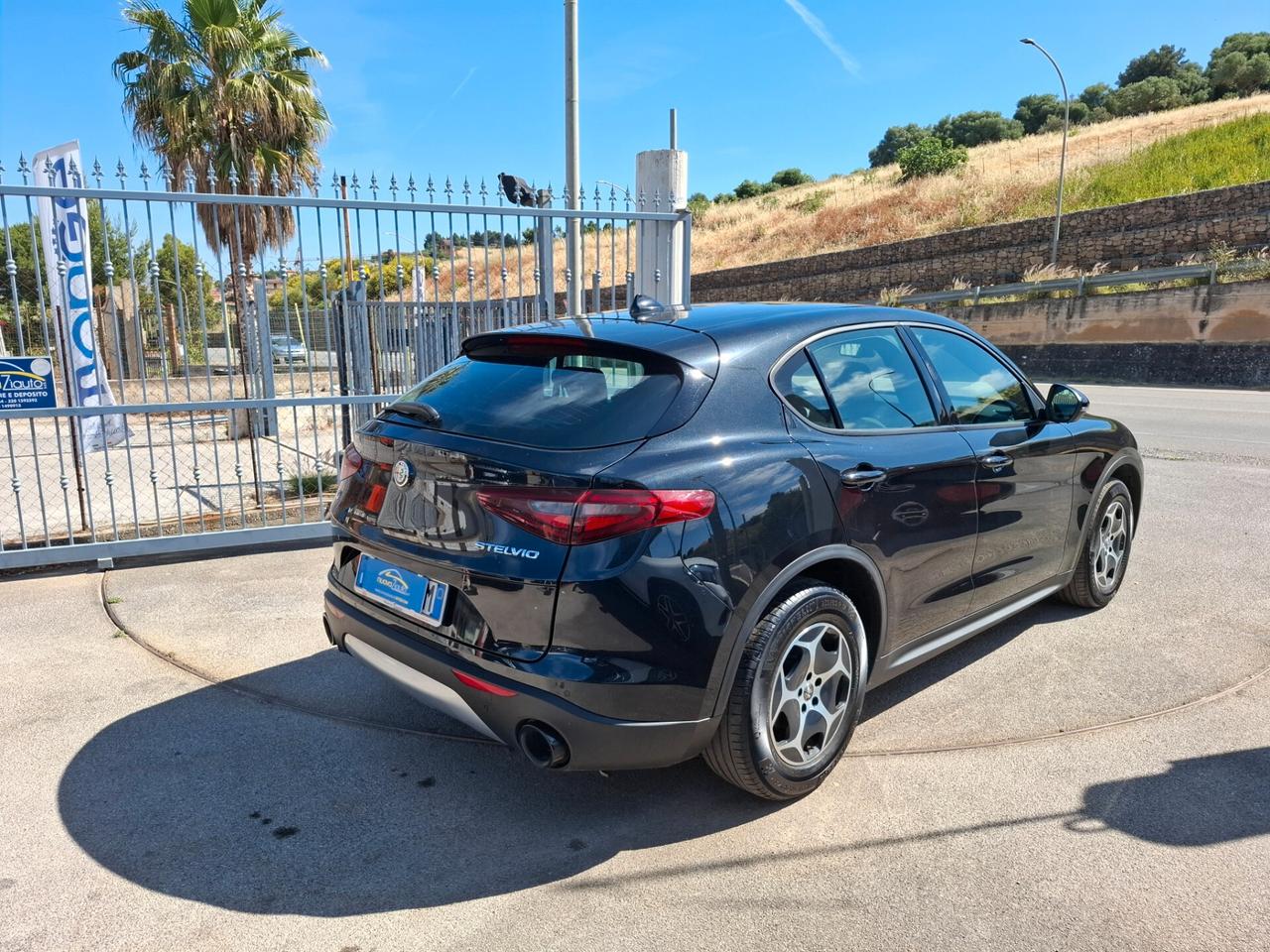 Alfa Romeo Stelvio 2.2 jtdm 190CV Q4 anno 2022
