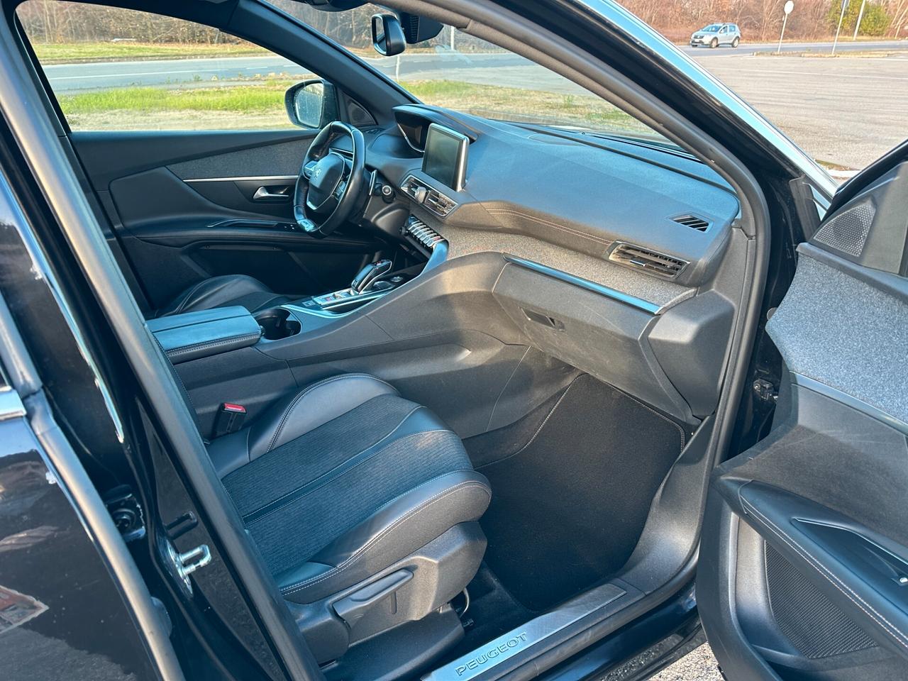 Peugeot 3008 BlueHDi 120 S&S EAT6 GT Line