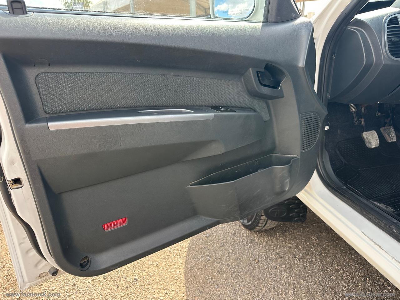 Xenon 2.2 Dicor 4x4 PC Pick-up 2 POSTI