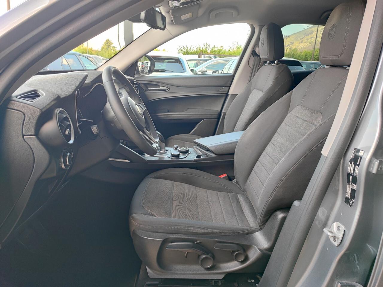 Alfa Romeo Stelvio 2.2 Turbodiesel 160 CV AT8 RWD Sport-Tech