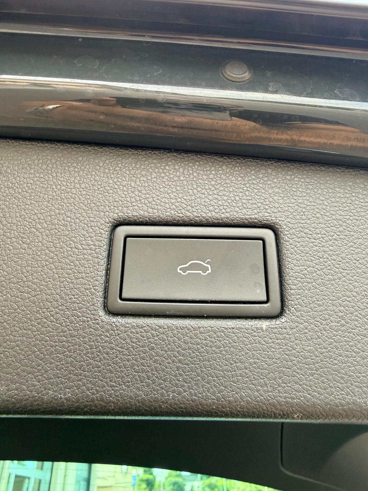 Volkswagen Tiguan 2.0 tdi Elegance 150cv dsg APPLE CARPLAY,ANDROID AUTO,TELECAMERA,NAVI,VIRTUAL COCKPIT,ALCANTARA