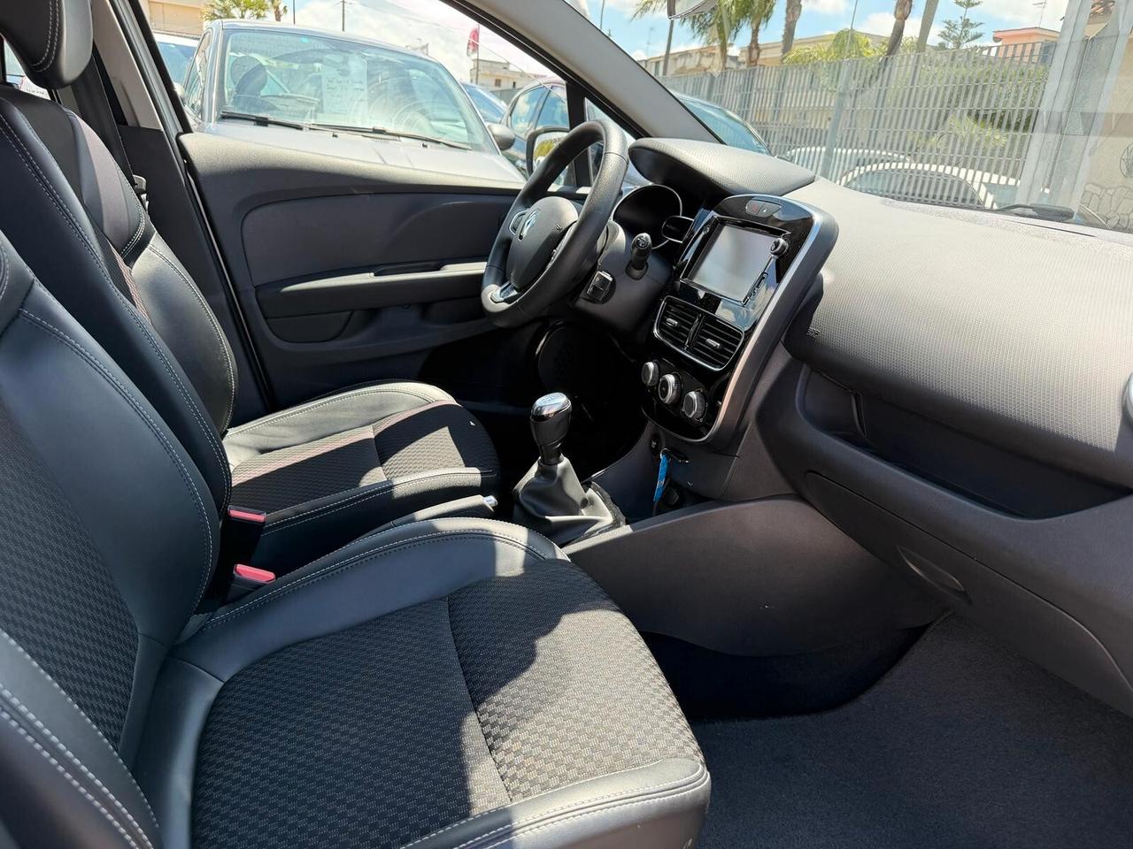 Renault Clio 1.5 dCi 8V 75 CV 5 porte Duel-2019