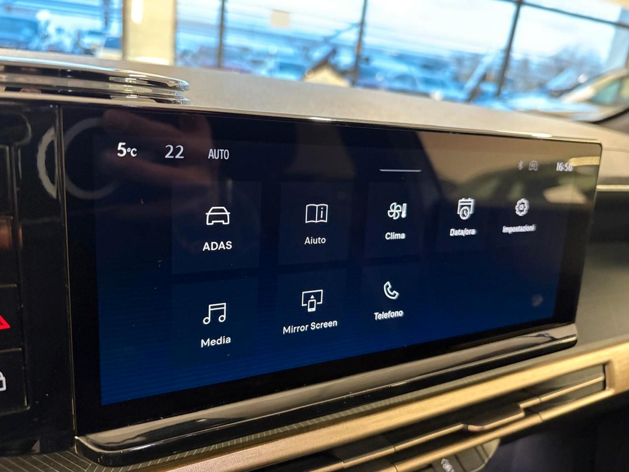 Lancia Ypsilon LX Hybrid 110 e-DCT SPOTICAR