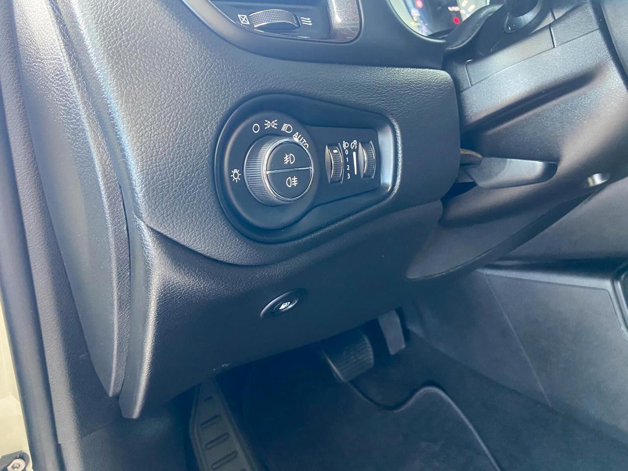 Jeep Renegade 1.3 T4 190CV PHEV 4xe AT6 Limited
