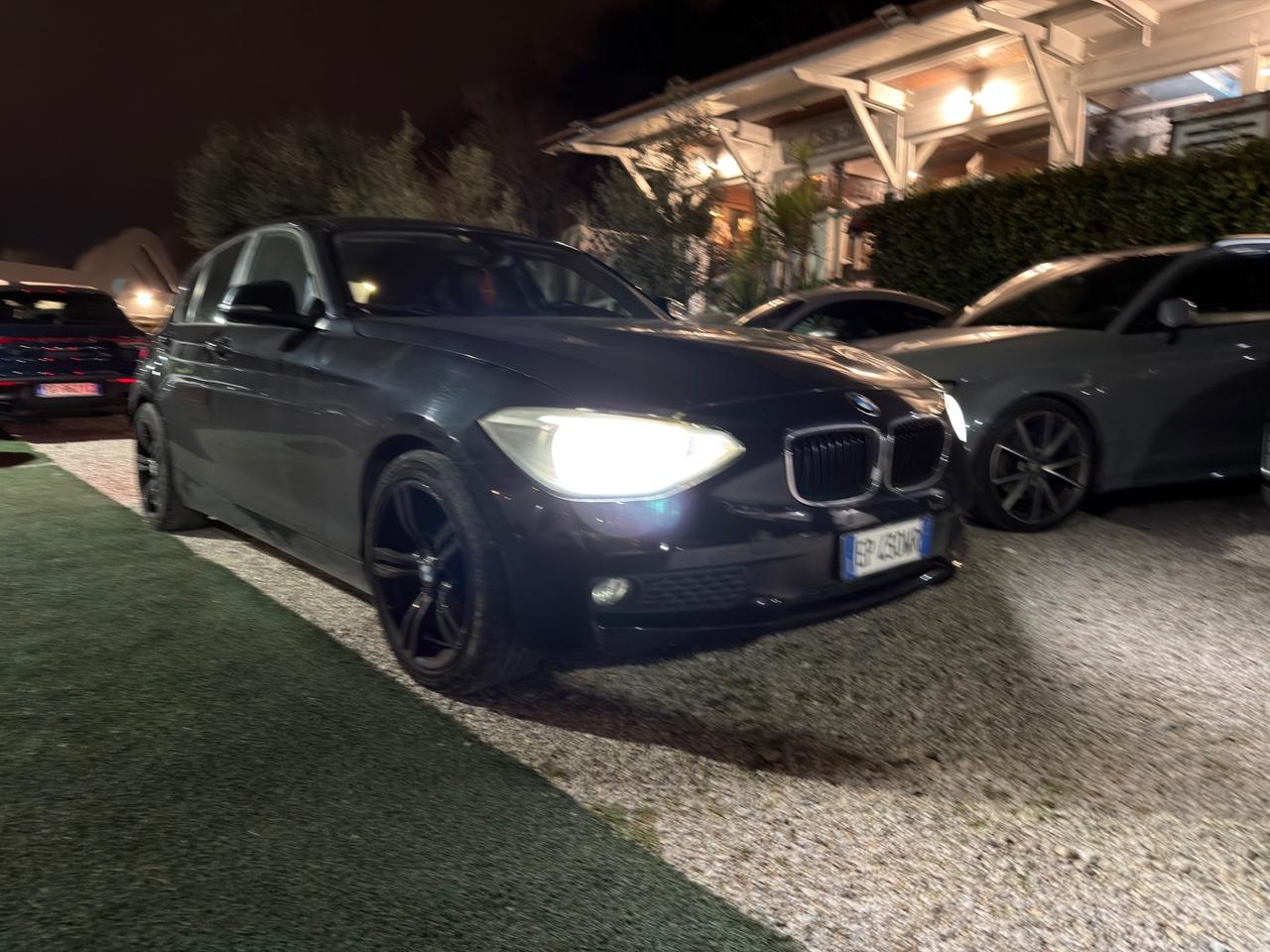 Bmw 116 116d 5p. Urban