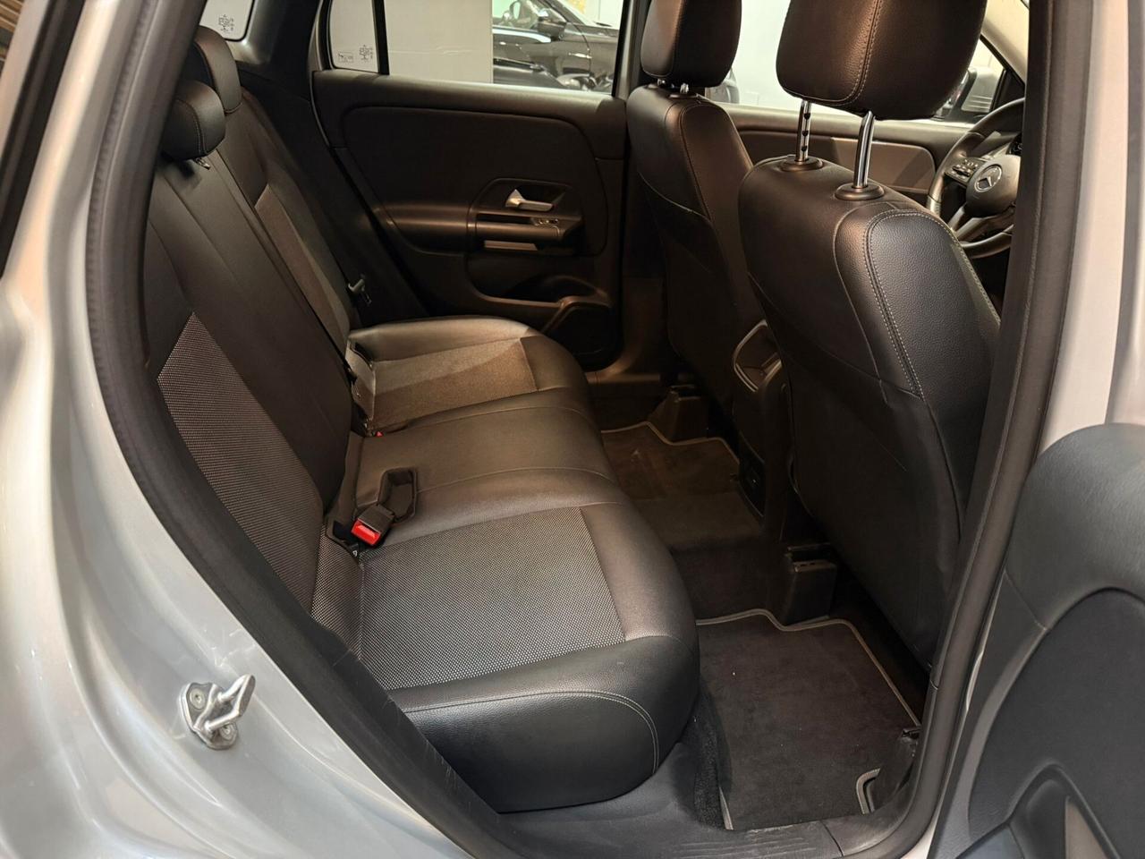 Mercedes-benz GLA 200 d Automatic Business Extra