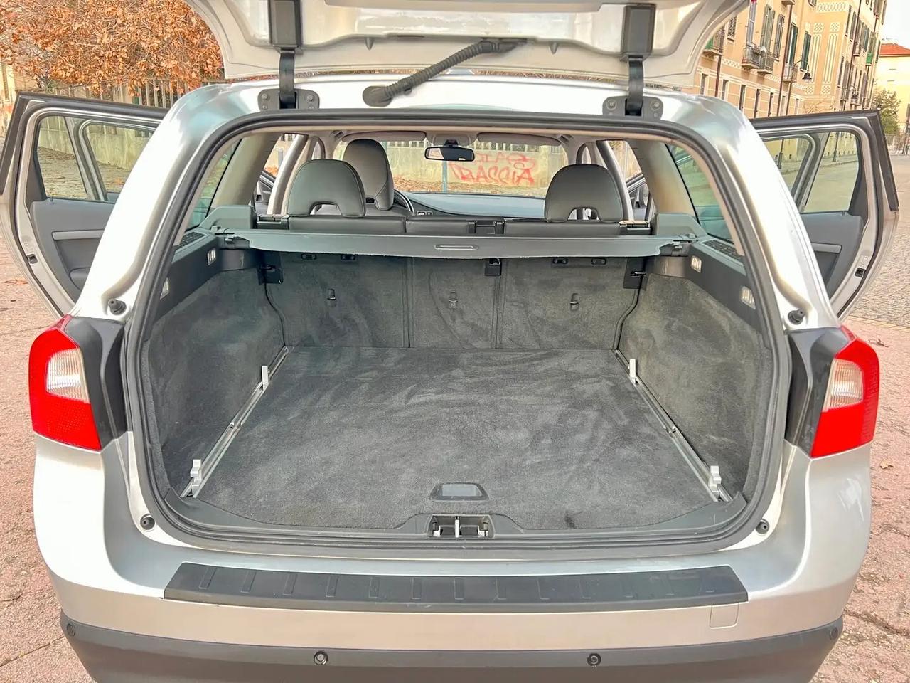 Volvo V70 2.0 D 136cv 6M Kinetic