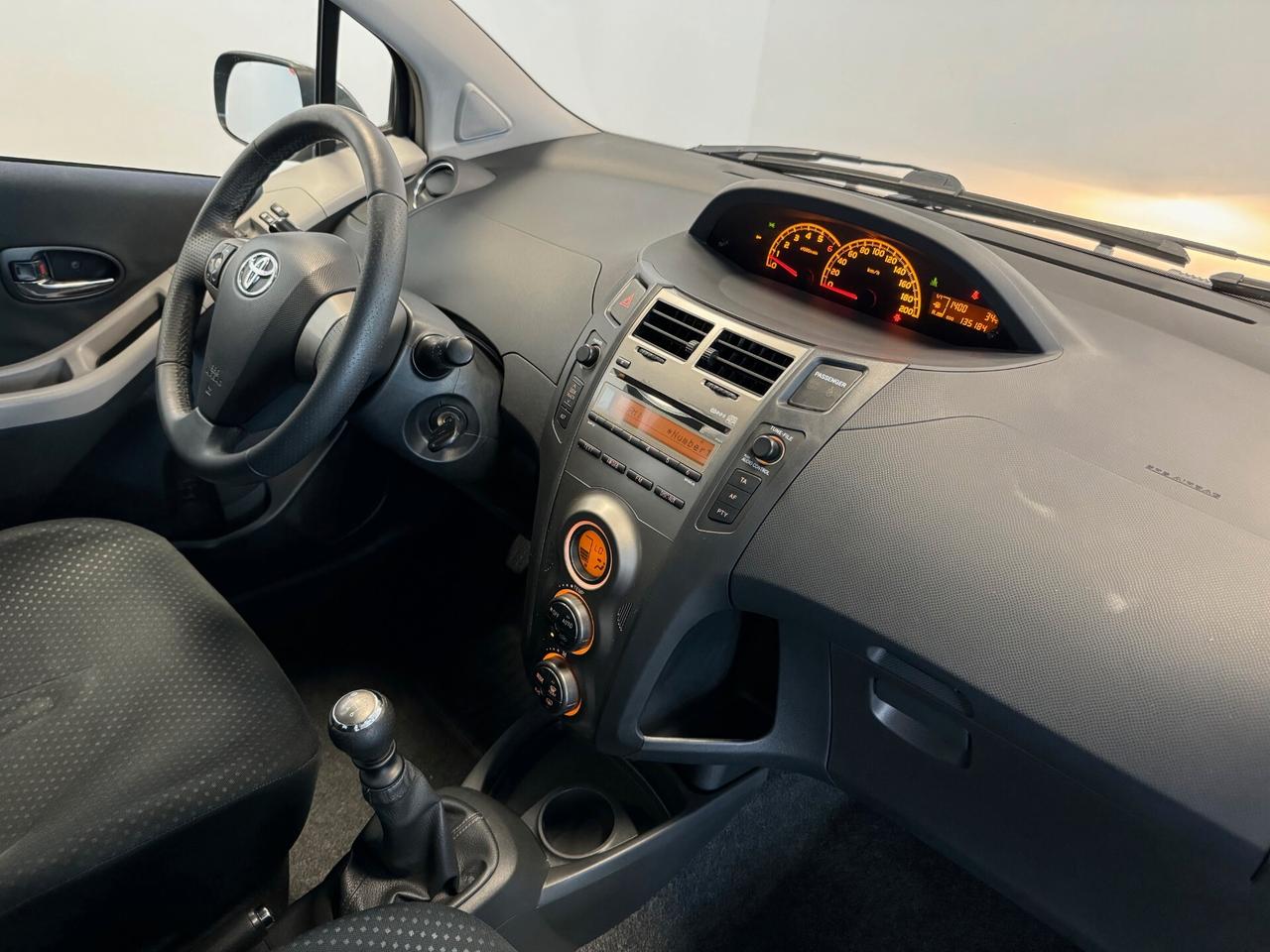 Toyota Yaris 1.4 D-4D DPF 5 porte 135.000 KM BEN TENUTA