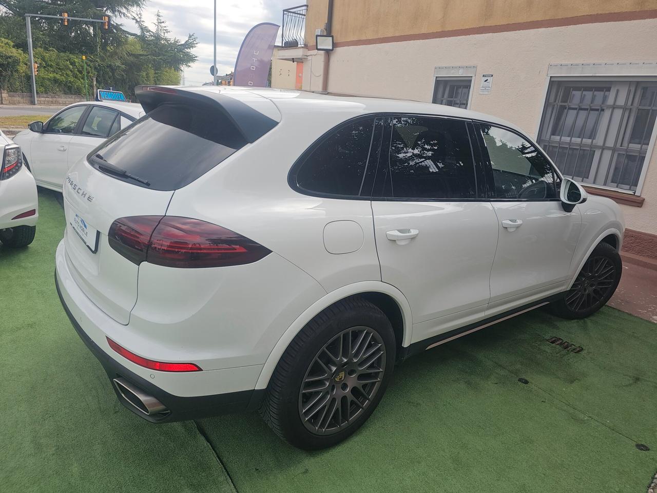 Porsche Cayenne 3.0 Diesel Platinum Edition