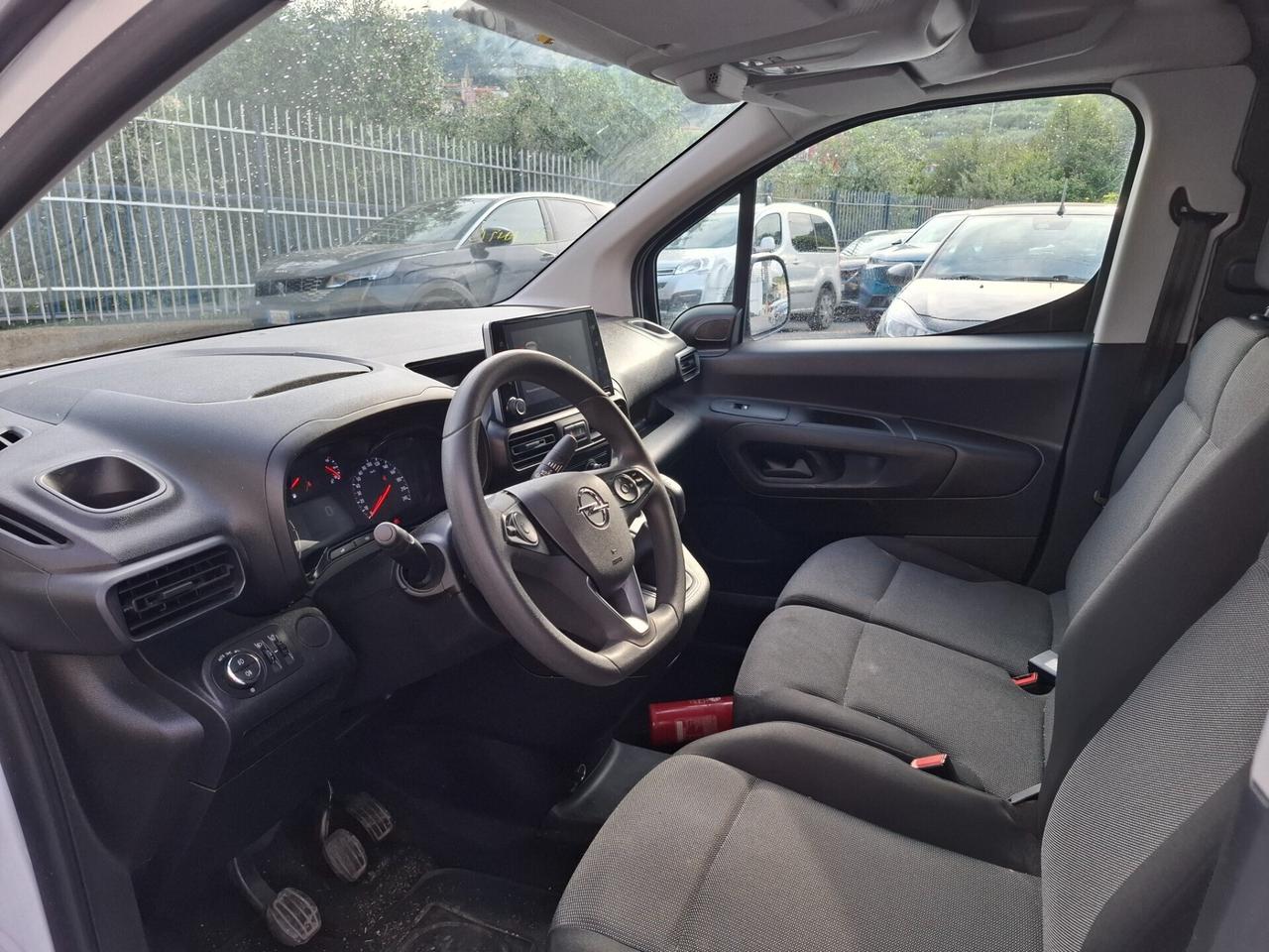 OPEL COMBO 3 POSTI