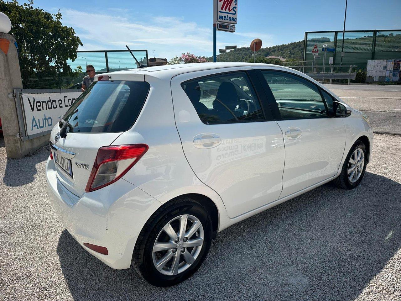 Toyota Yaris 5 Porte Yaris 5p 1.0 Active