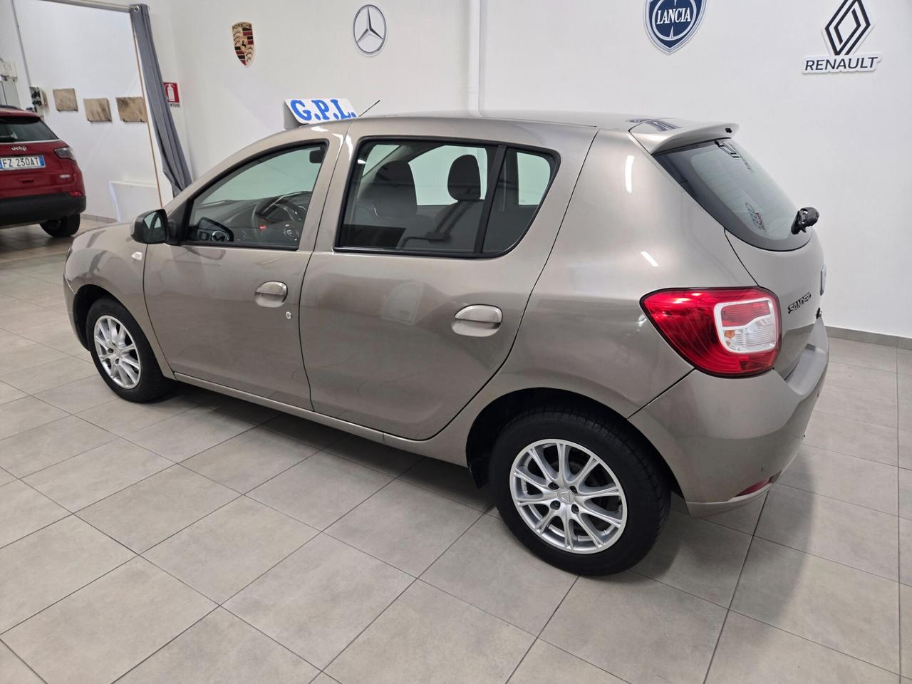 Dacia Sandero 1.2 GPL 75CV Lauréate