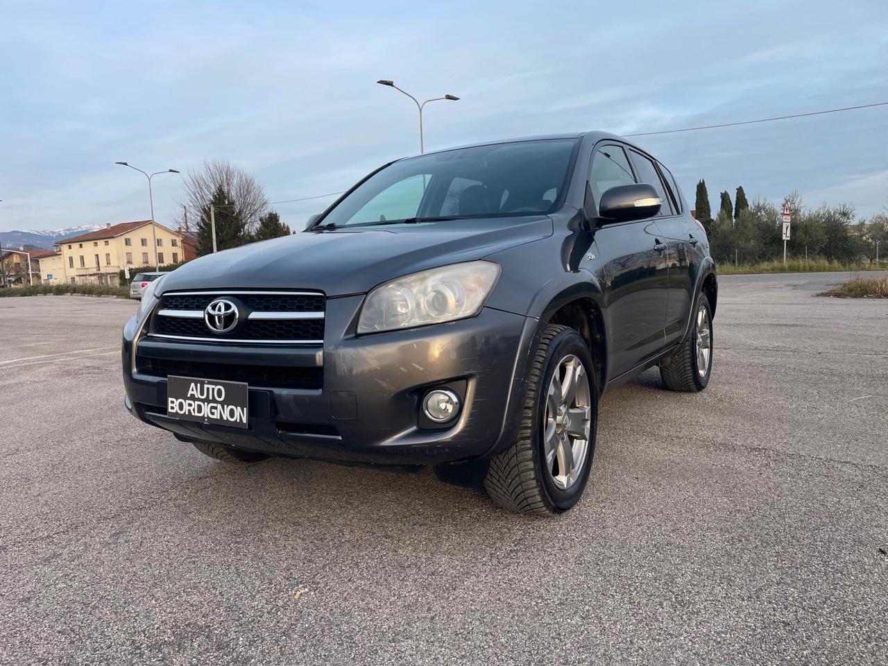 Toyota RAV 4 RAV4 Crossover 2.2 D-Cat A/T 150 CV Executive