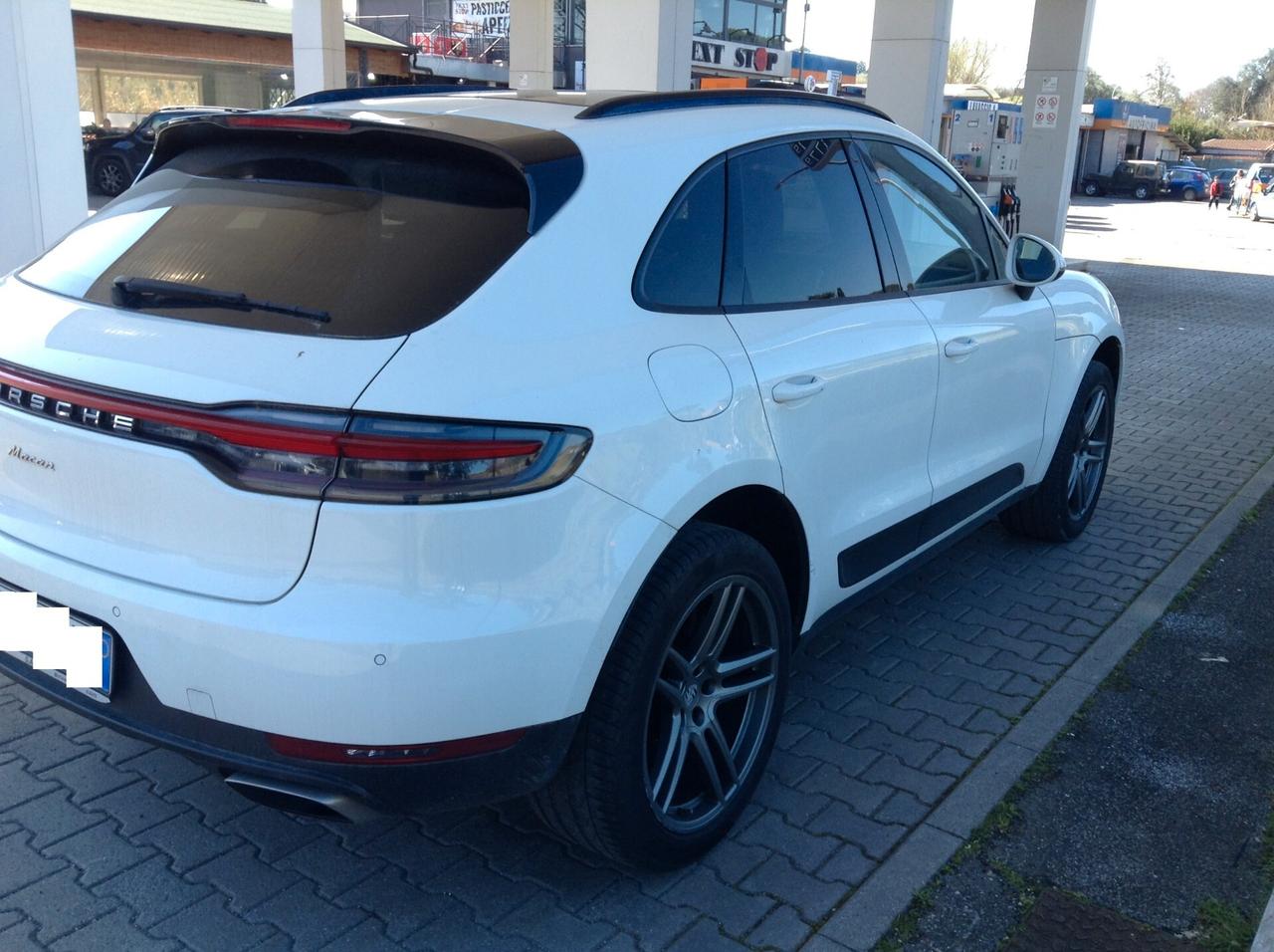 Porsche Macan 2.0 SPETTACOLARE PORSCHE MACAN, TAGLIANDI PORSCHE, TETTO, SEDILI ELETTRICI CON MEMORY, CERCHIO 20!!