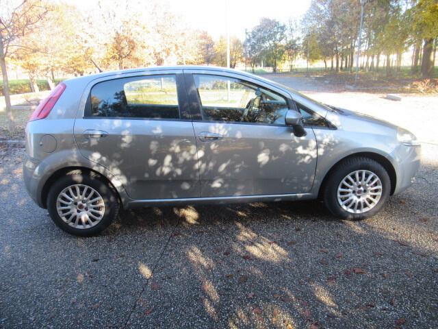 FIAT Punto 1.4 GPL (leggere) ok Neopatentati