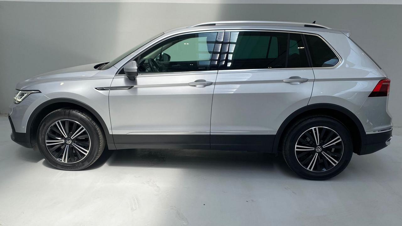 VOLKSWAGEN Tiguan II 2021 - Tiguan 2.0 tdi Elegance 4motion 150cv dsg