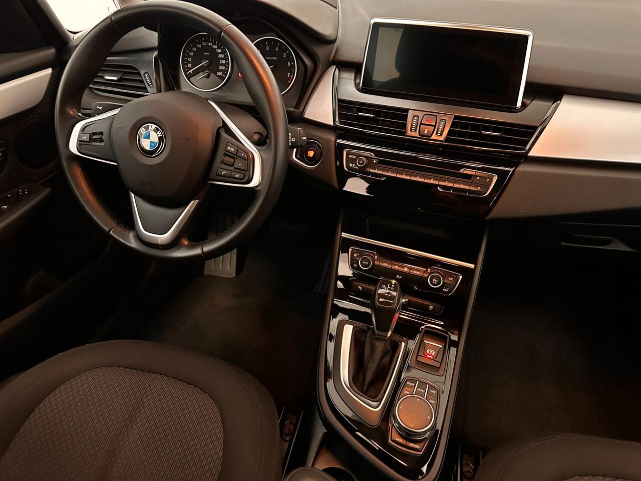 Bmw 2er Active Tourer 225xe Active Tourer iPerformance Advantage aut.