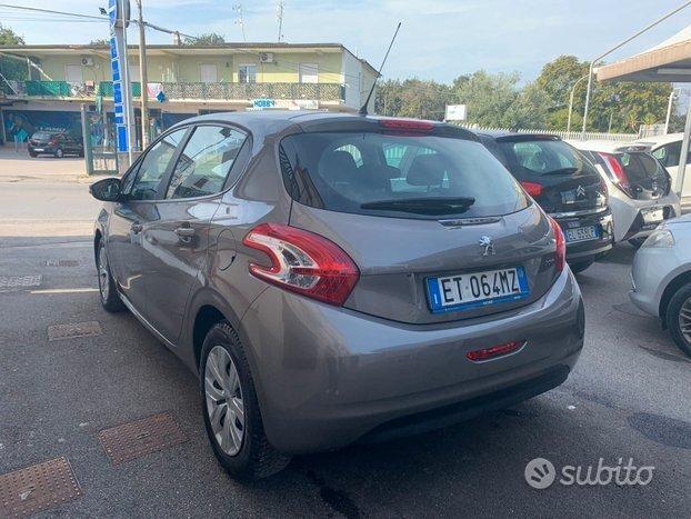 PEUGEOT 208 1400HDi