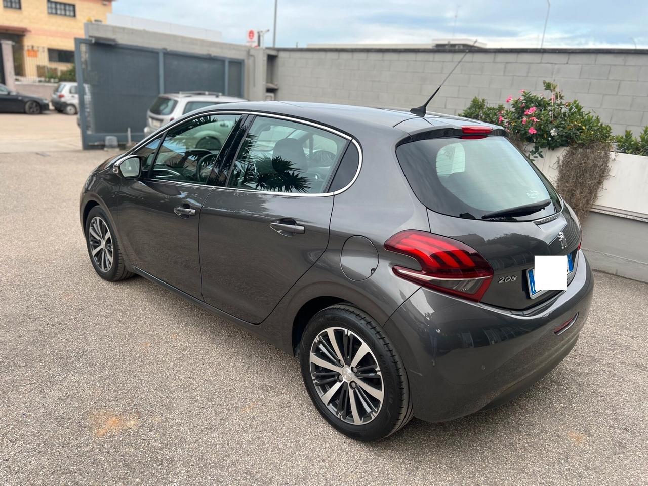 Peugeot 208 5pt 1.6 bluehdi 75cv Allure OK NEOPAT. NAVI/CAMERA