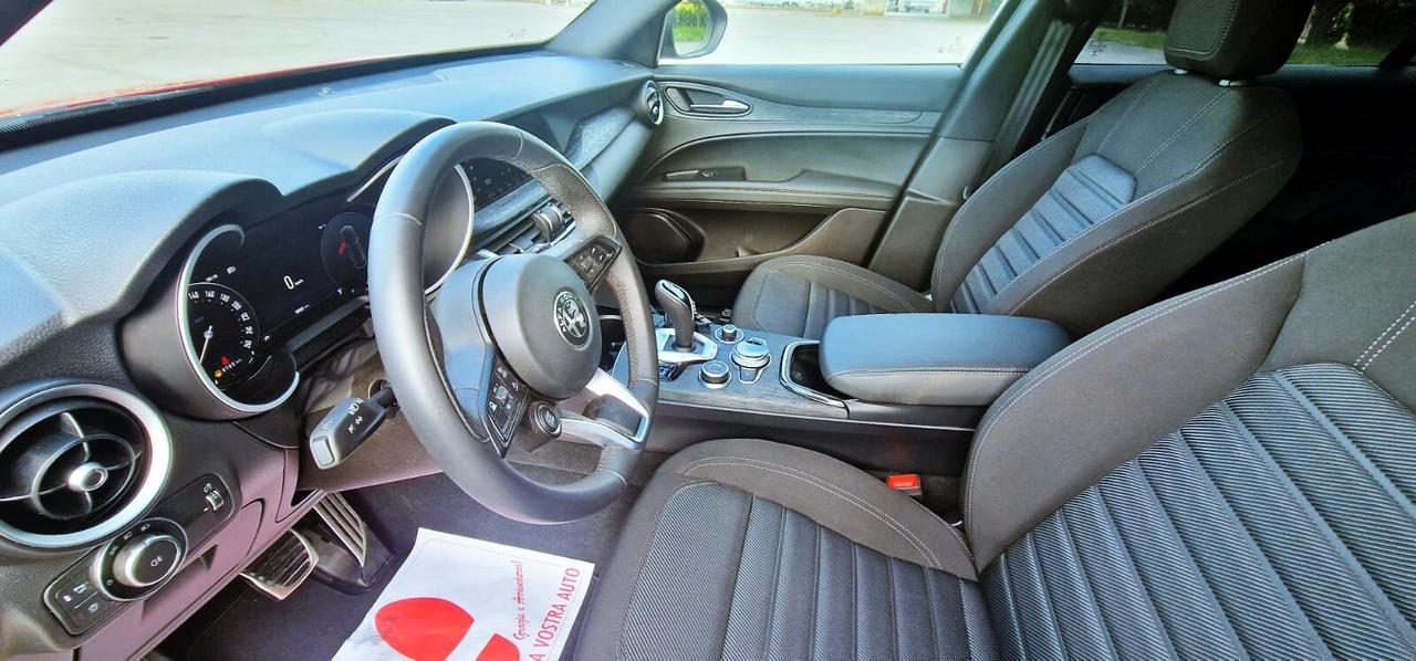 Alfa Romeo Stelvio 2.2 Turbodiesel 160 CV AT8 RWD Super