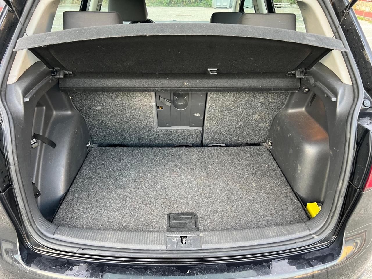 Volkswagen Golf 2.0 16V TDI 5p. Sportline