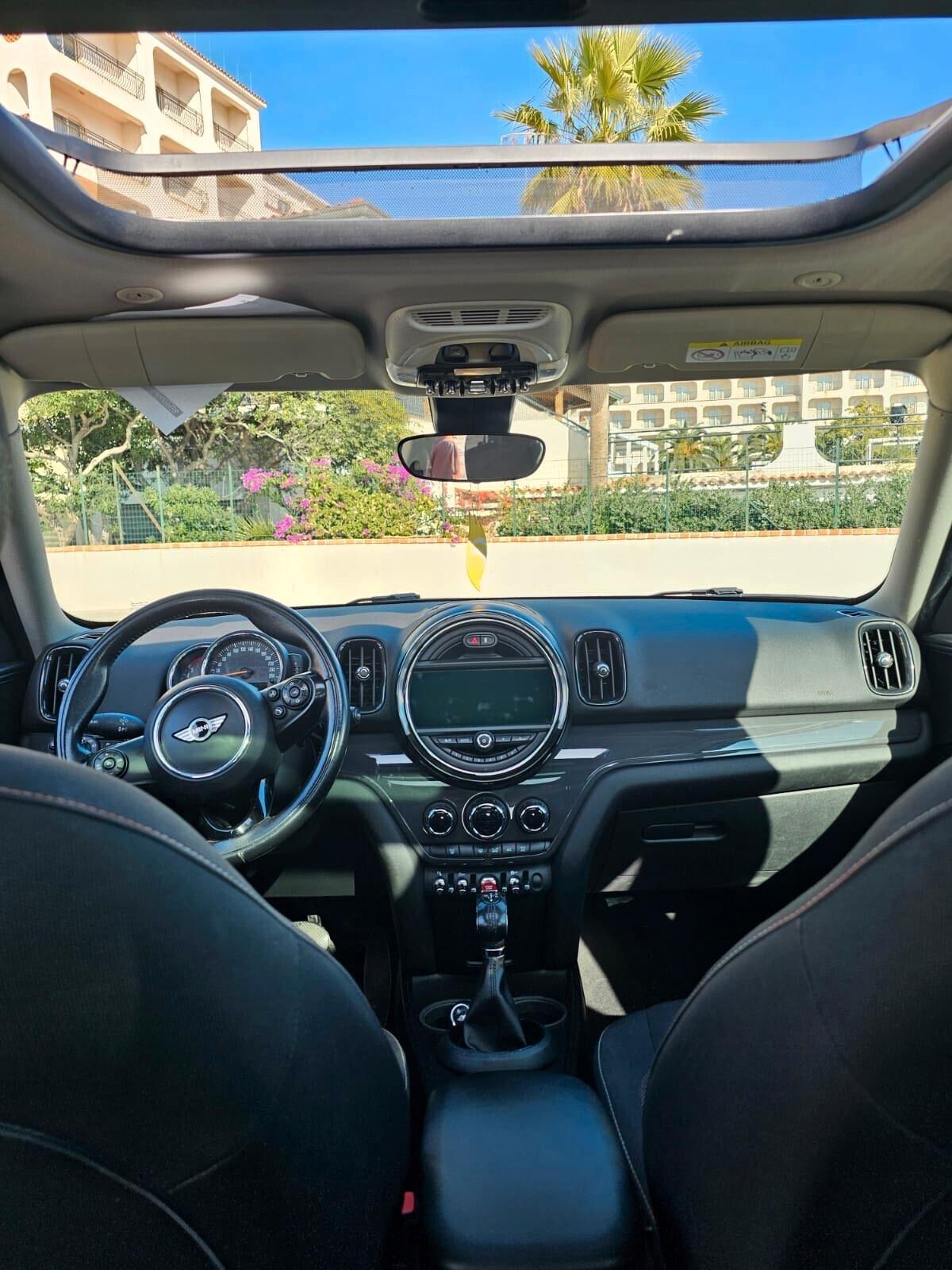 Mini Cooper D Countryman 2.0 Hype